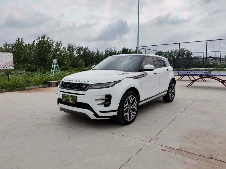 路虎极光 正面外观二