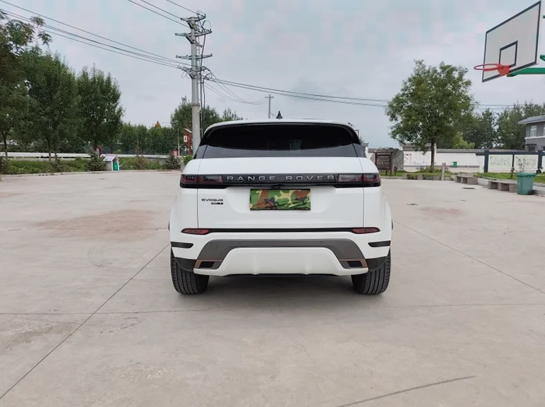 路虎极光 驾驶室