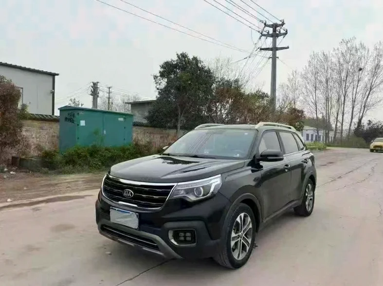 起亚智跑 正面外观三