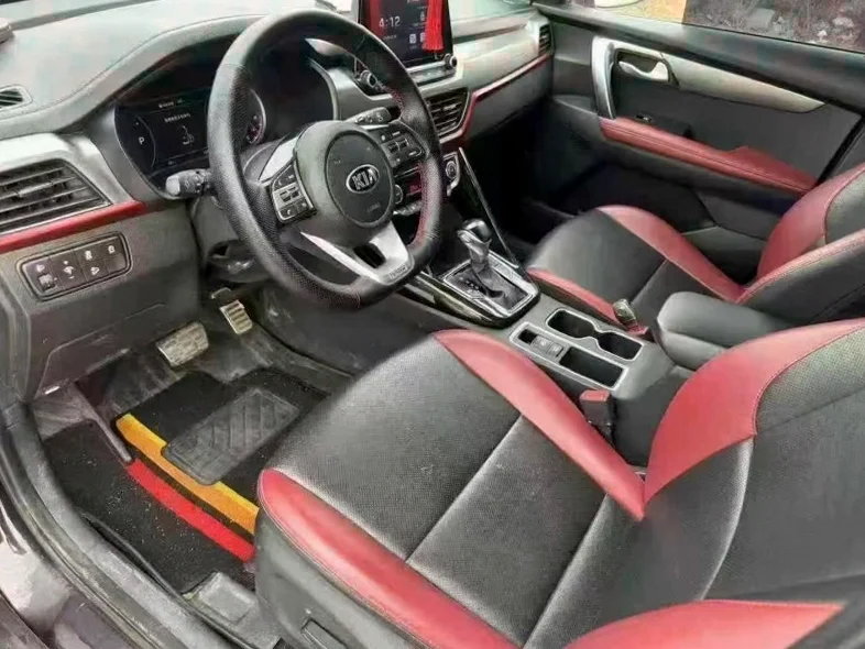 起亚智跑 后面外观三