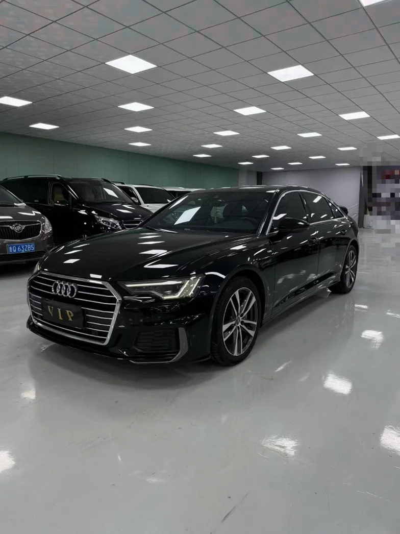 奥迪A6L 后面外观二