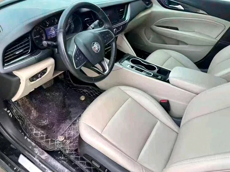 别克君威 正面外观三