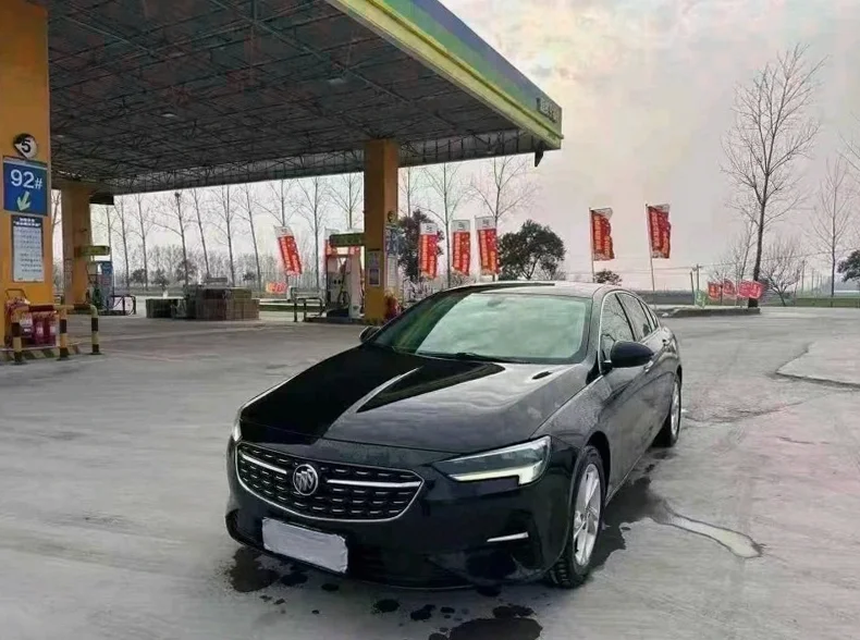 别克君威 正面外观二