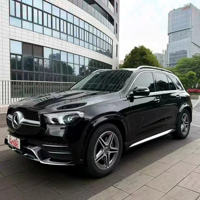 奔驰GLE 正面外观三