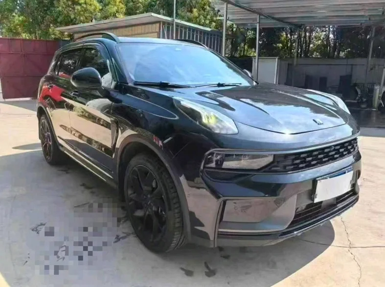 领克01 内饰后排