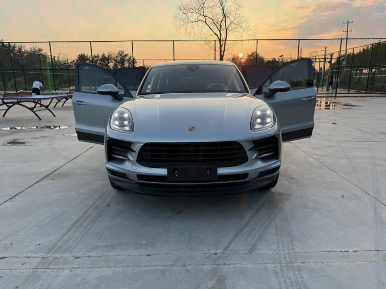 保时捷Macan 内饰前排