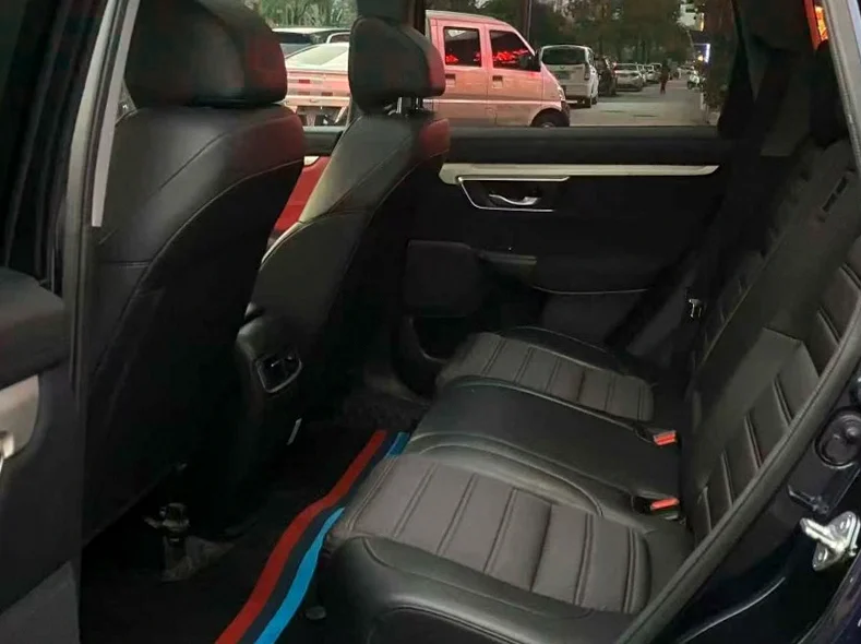 本田CRV 后面外观二