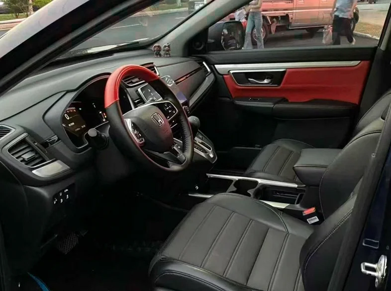 本田CRV 后面外观三