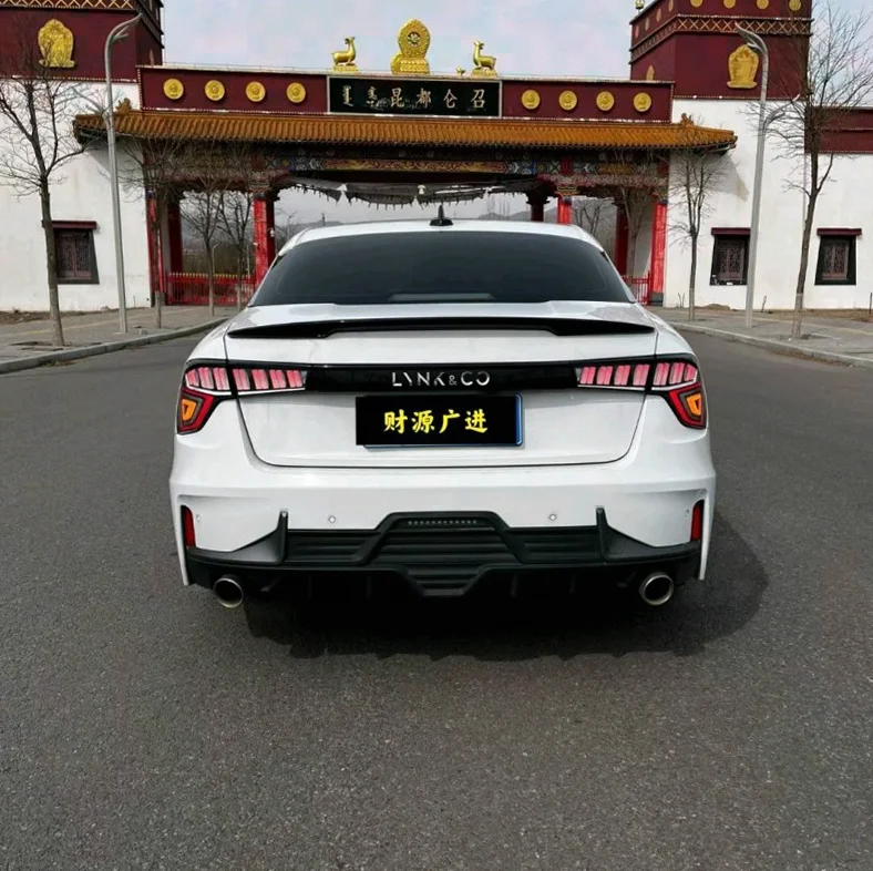 领克03 后面外观二