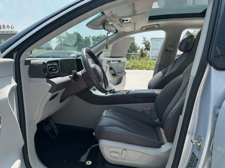 零跑汽车C11 正面外观三