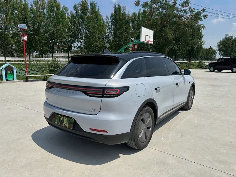 零跑汽车C11 内饰后排