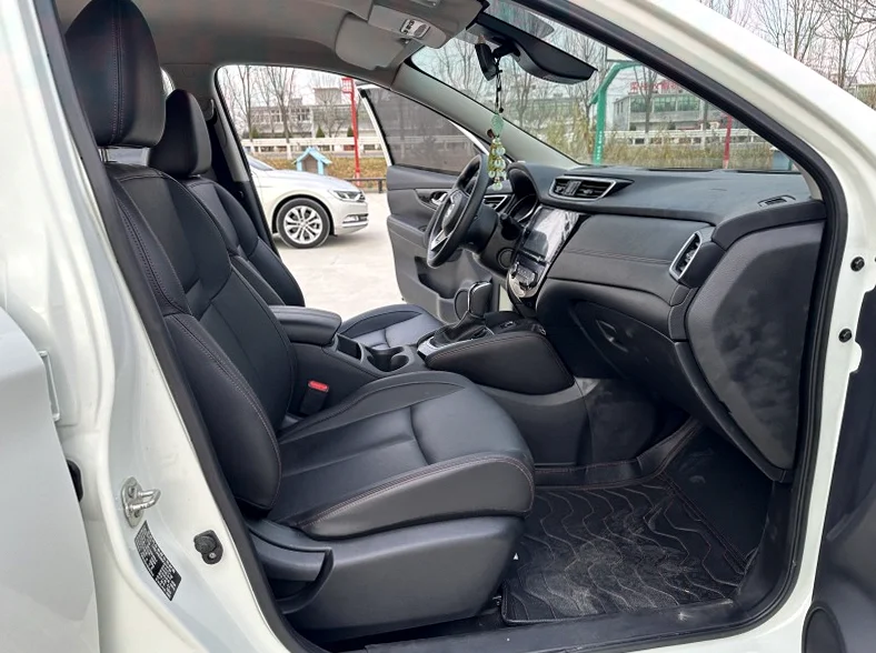 日产逍客 后面外观二