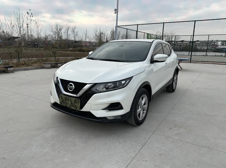 日产逍客 正面外观二