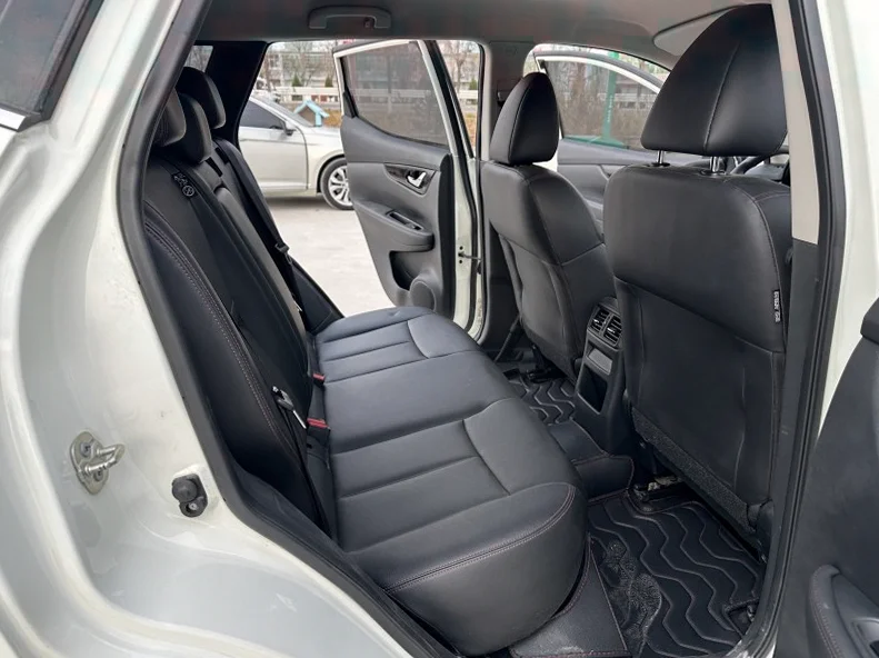 日产逍客 后面外观三