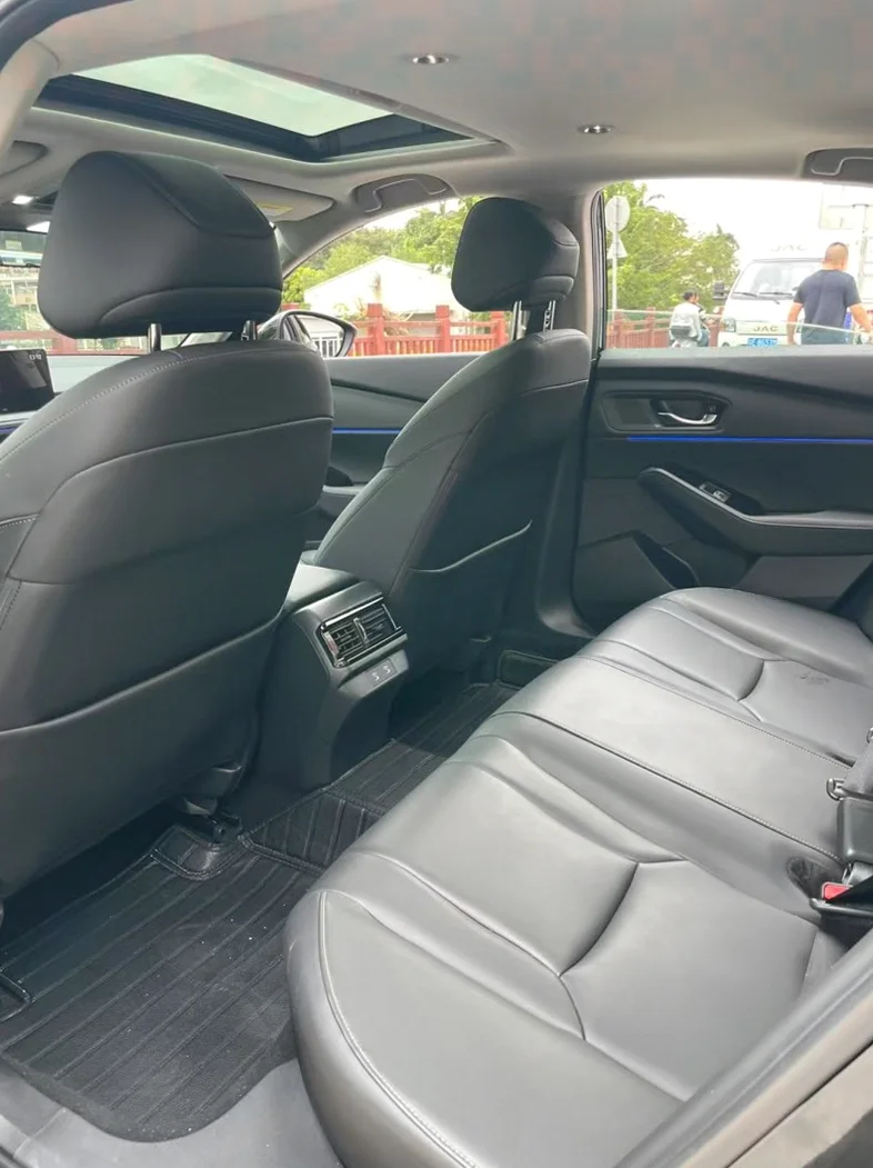 本田雅阁 后面外观二