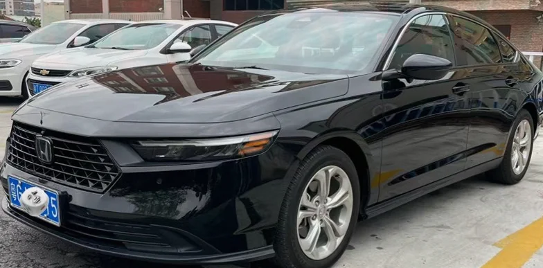 本田雅阁 正面外观二