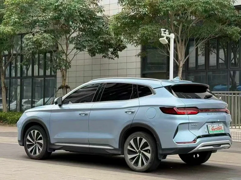 比亚迪宋 内饰前排