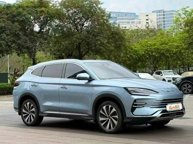 比亚迪宋 正面外观三