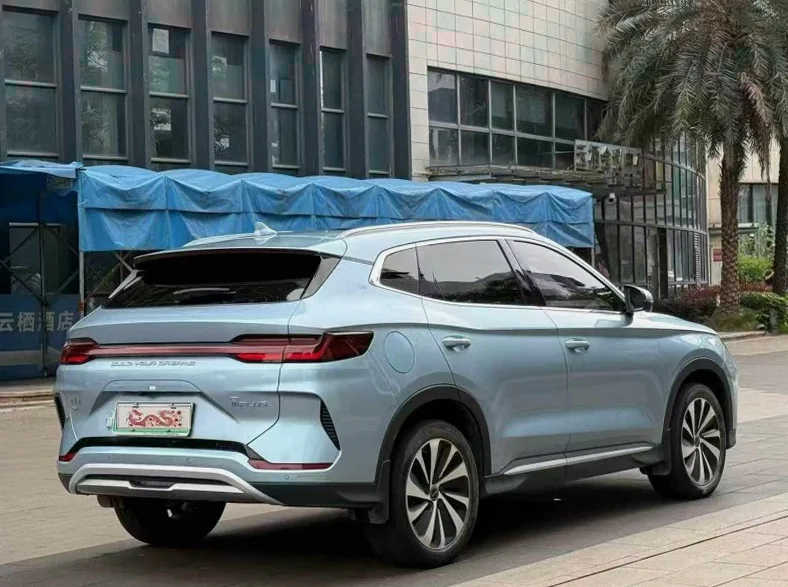 比亚迪宋 内饰后排