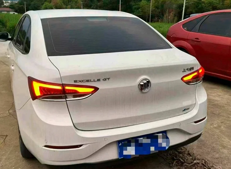 别克英朗 正面外观二