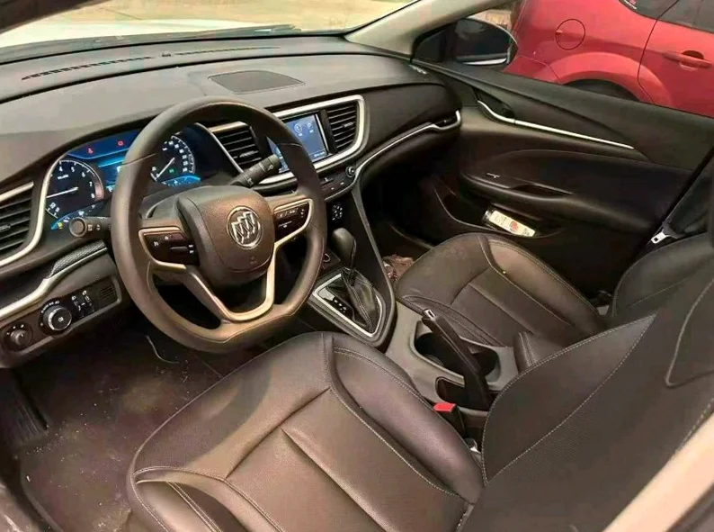 别克英朗 后面外观一