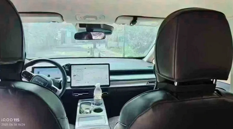 传祺埃安Y 后面外观三