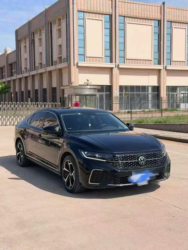 大众帕萨特 正面外观三