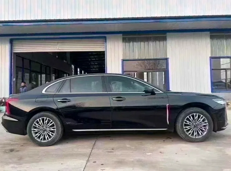 红旗H5 正面外观三