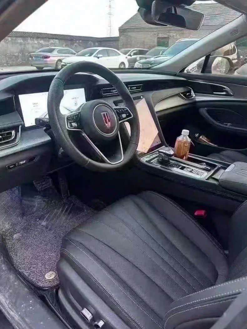 红旗H5 后面外观一