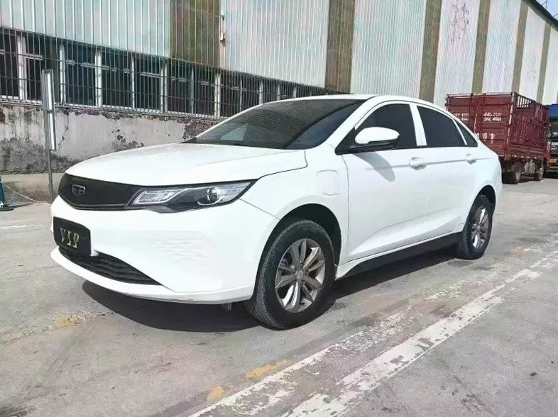 吉利帝豪 正面外观三