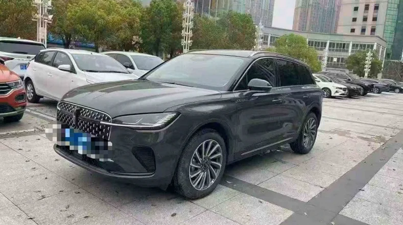 林肯冒险家 正面外观三