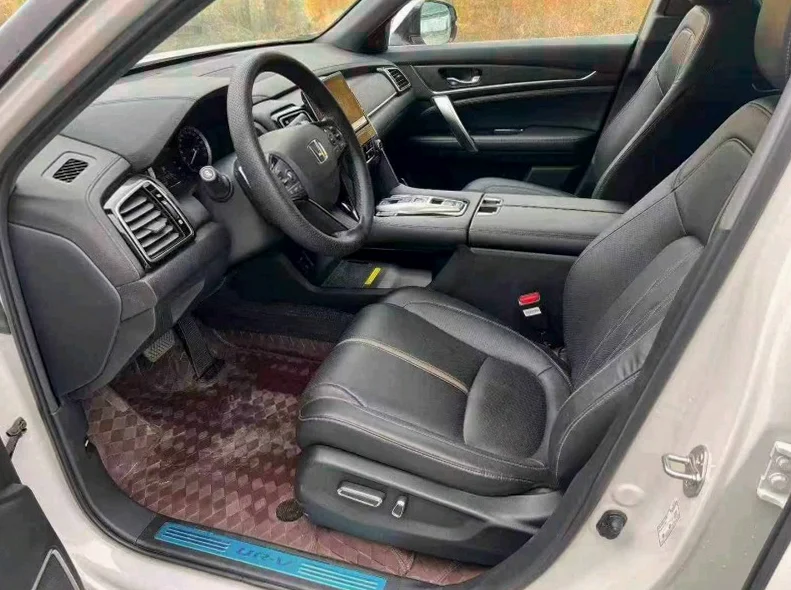 本田URV 后面外观三