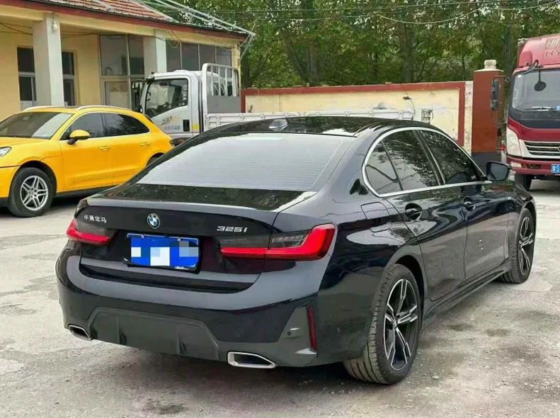 宝马3系 内饰前排