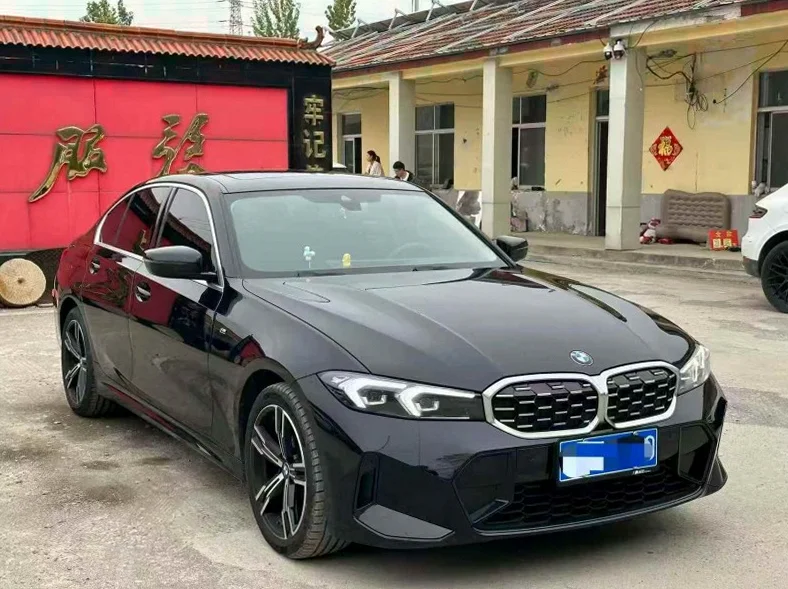 宝马3系 正面外观三