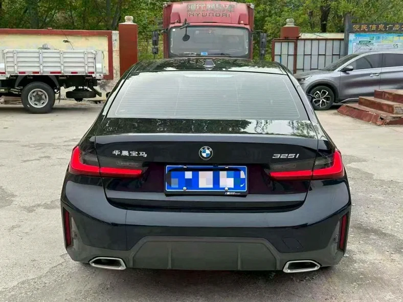 宝马3系 驾驶室