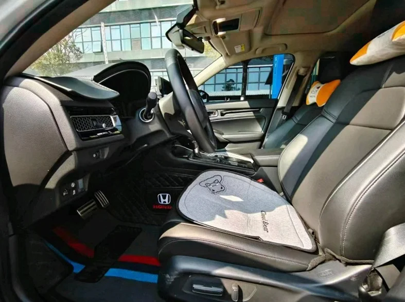 本田型格 驾驶室