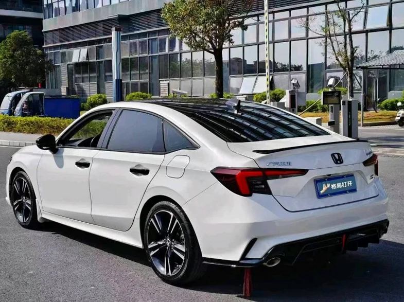 本田型格 后面外观三