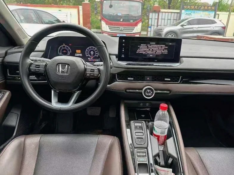 本田英诗派 后面外观二