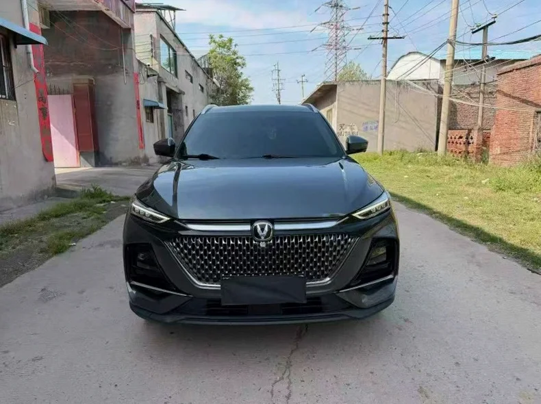 24年长安欧尚X7 1.5T自动豪华版