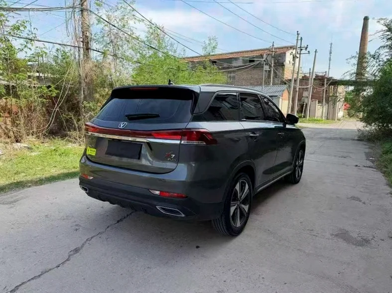 长安汽车欧尚 驾驶室