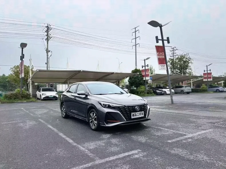 24年长安逸动plus 1.4T自动豪华版