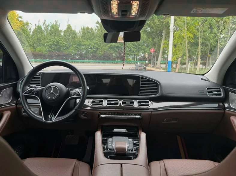 奔驰GLE 后面外观二