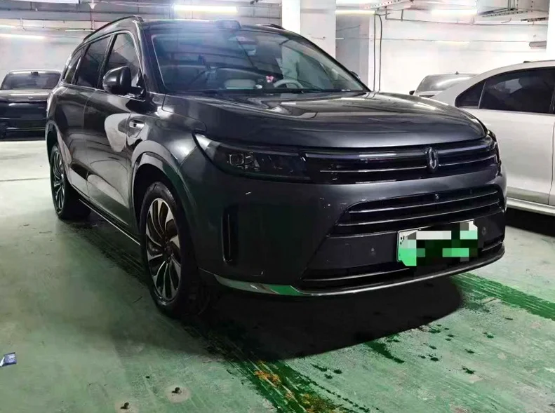 华为智选问界 正面外观三