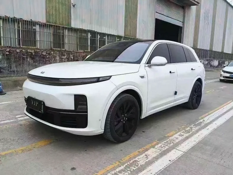 理想L7 正面外观三