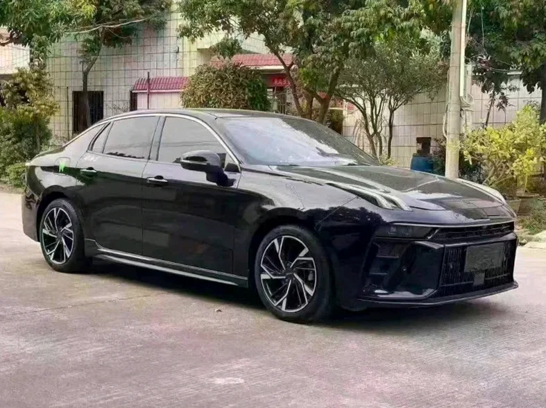 领克03 正面外观二