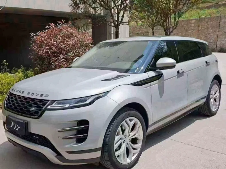 路虎极光 正面外观二