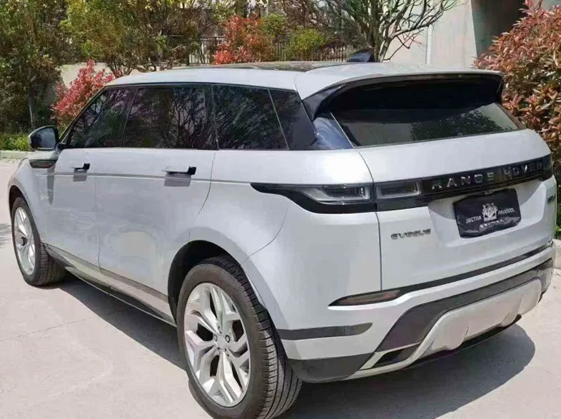 路虎极光 内饰前排