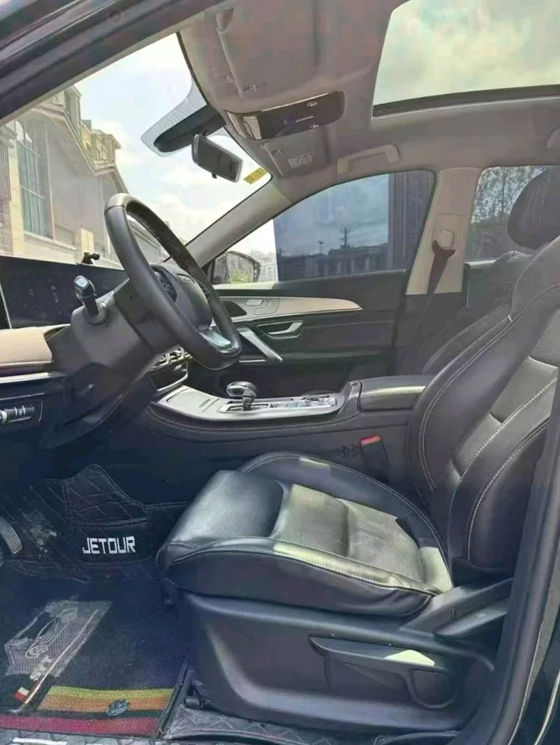 奇瑞捷途 后面外观一