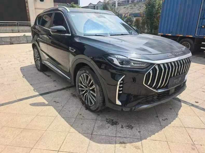 奇瑞捷途 正面外观三