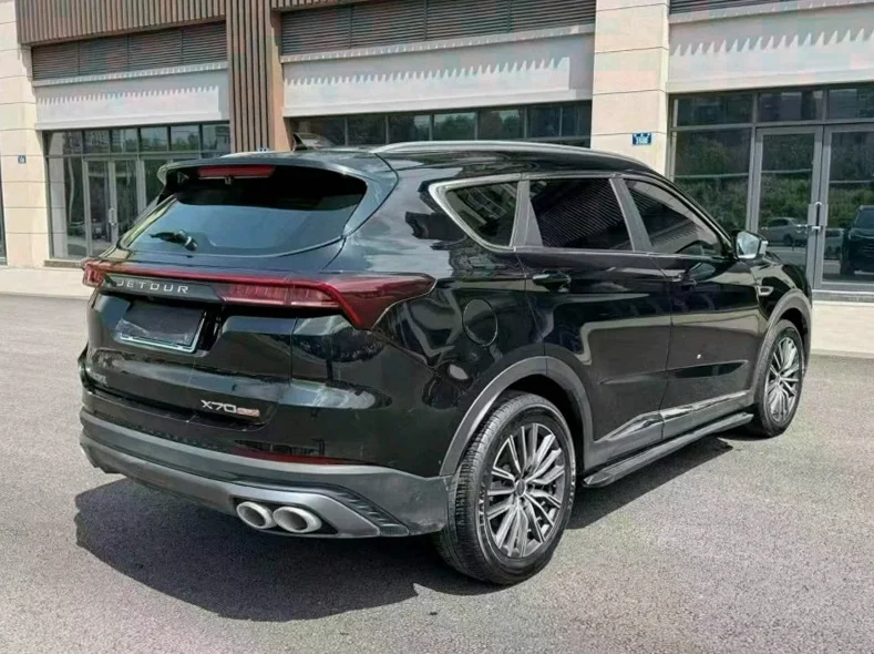 奇瑞捷途 内饰前排